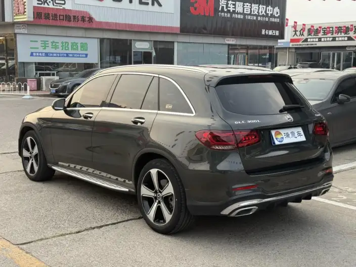 Mercedes-Benz GLC 2022 Model Facelift II GLC 300 L 4MATIC Luxury Model – фото 4