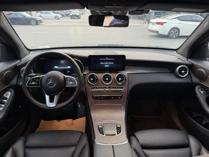 Mercedes-Benz GLC 2022 Model Facelift II GLC 300 L 4MATIC Luxury Model – фото 9