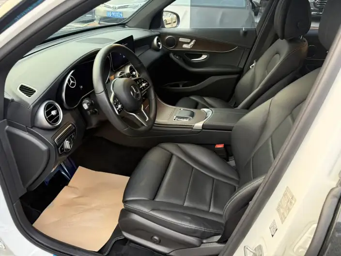 Mercedes-Benz GLC 2022 Model Facelift II GLC 300 L 4MATIC Luxury Model – фото 13