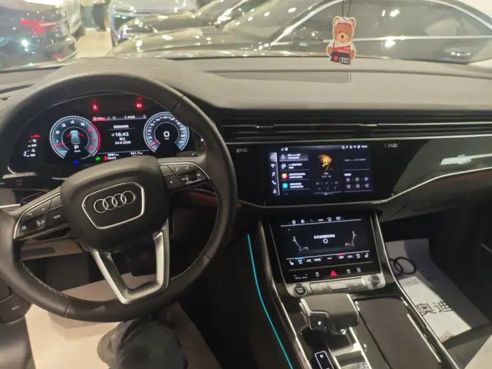 Audi Q8 2024 Model 55 TFSI Luxury Dynamic Model – фото 5
