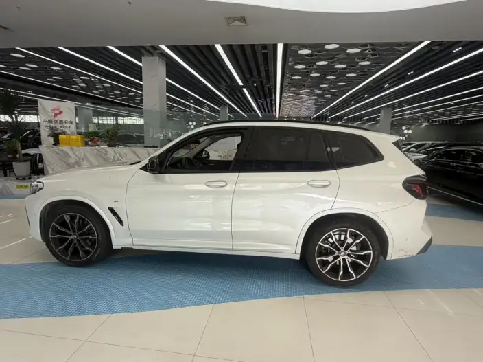 BMW X3 2023 Model xDrive30i Leading Model M Night Set – фото 4