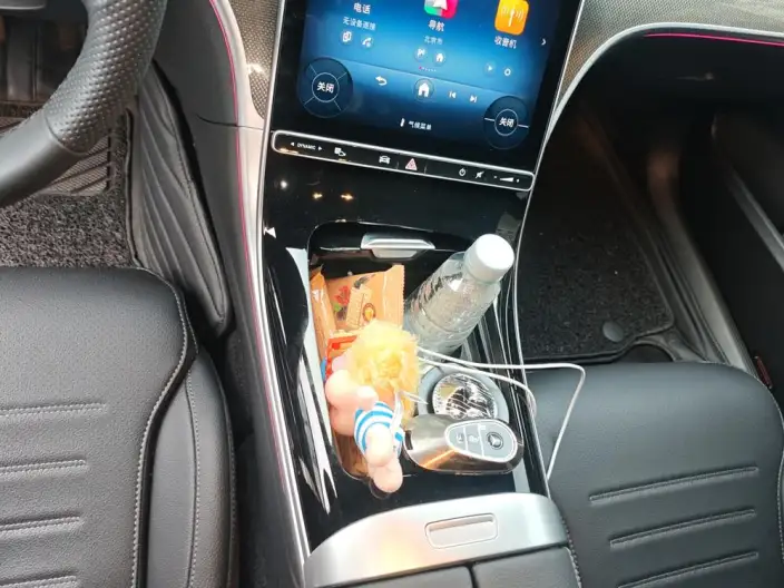 Mercedes-Benz C-Class 2025 Model C 260 L Sports Edition – фото 9