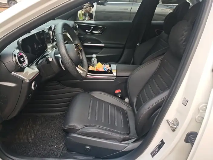 Mercedes-Benz C-Class 2025 Model C 260 L Sports Edition – фото 10