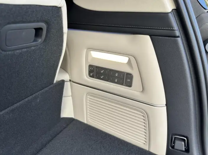 NIO ES8 2026 Model VI seat Executive Signature Edition – фото 8