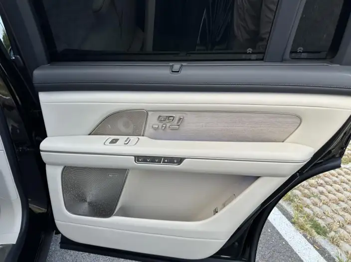 NIO ES8 2026 Model VI seat Executive Signature Edition – фото 11