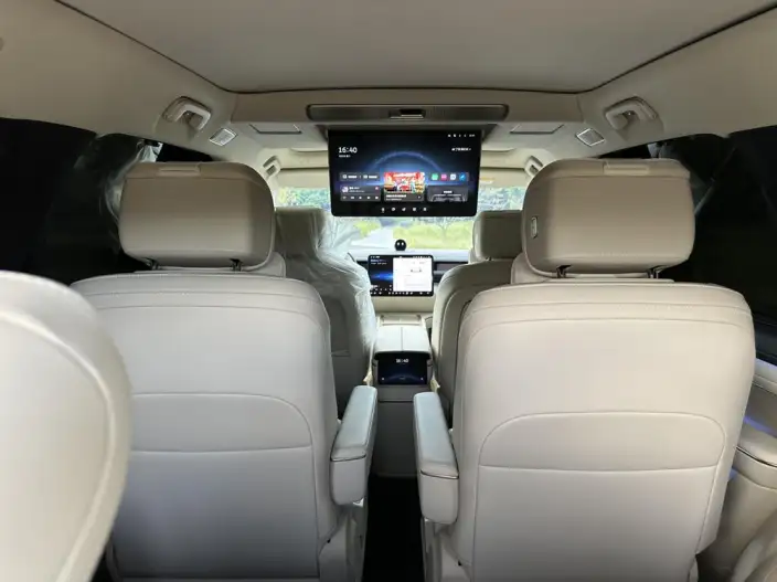 NIO ES8 2026 Model VI seat Executive Signature Edition – фото 13