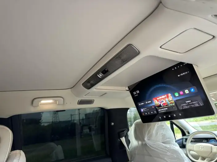 NIO ES8 2026 Model VI seat Executive Signature Edition – фото 18