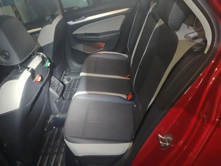 Volkswagen Golf 2021 Model 280TSI DSG Pro – фото 12