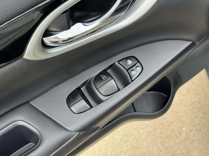 Nissan Sylphy 2024 Model Facelift Classic 1.6L XL CVT Deluxe Edition – фото 31
