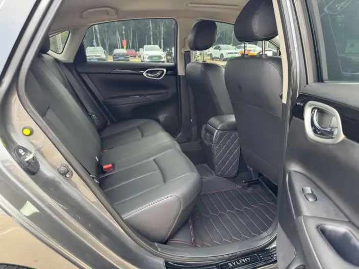 Nissan Sylphy 2024 Model Facelift Classic 1.6L XL CVT Deluxe Edition – фото 34