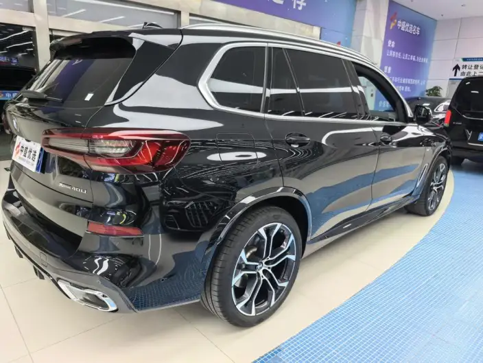 BMW X5 2022 Model Facelift xDrive 40Li Exclusive Model M Sports Set