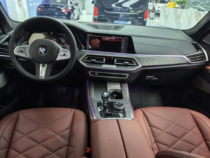 BMW X5 2022 Model Facelift xDrive 40Li Exclusive Model M Sports Set – фото 8