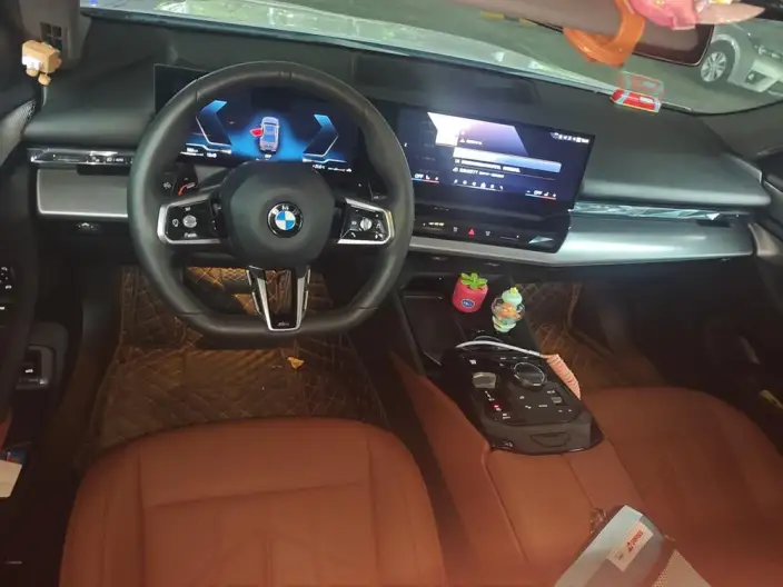 BMW 5 Series 2025 Model 530Li xDrive M Sports Set – фото 5