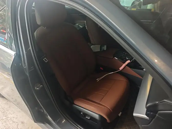 BMW 5 Series 2025 Model 530Li xDrive M Sports Set – фото 11