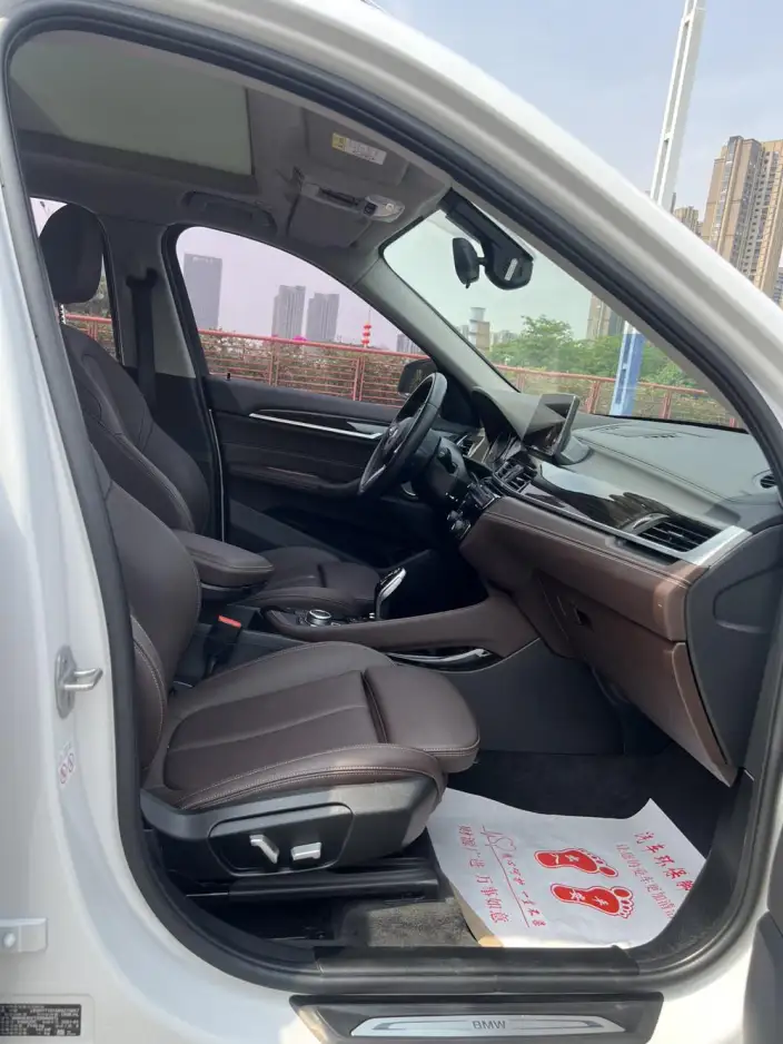 BMW X1 2020 Model xDrive25Li Exclusive Model – фото 18