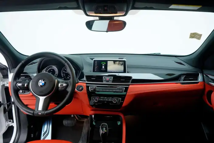 BMW X2 2020 Model sDrive25i Leading Model M Sports Set – фото 14