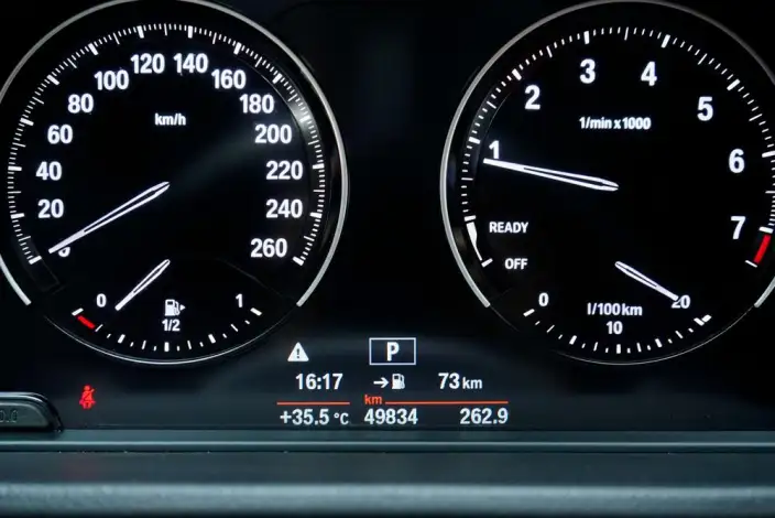 BMW X2 2020 Model sDrive25i Leading Model M Sports Set – фото 16