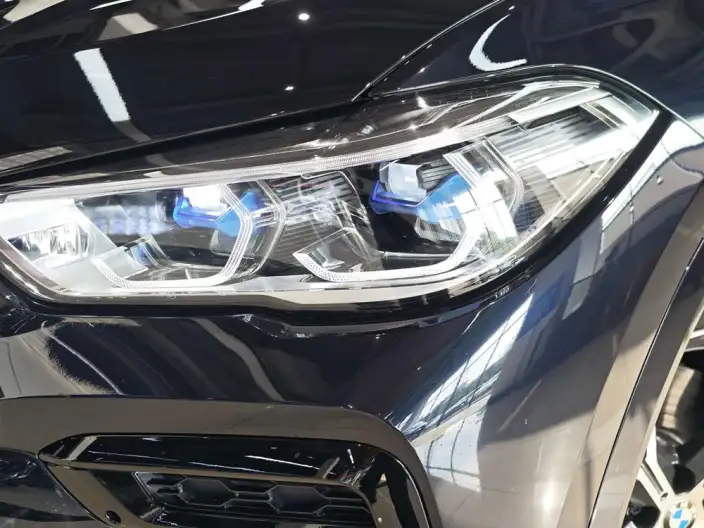 BMW X6 2022 Model xDrive40i Exclusive Model M Sports Set – фото 7