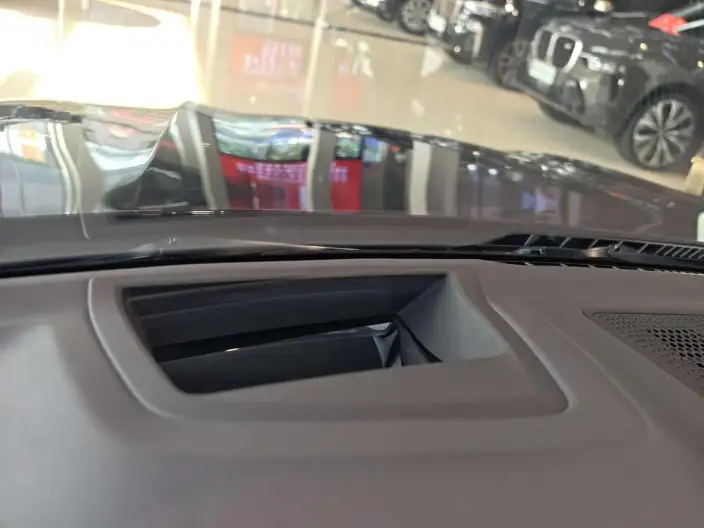 BMW X6 2022 Model xDrive40i Exclusive Model M Sports Set – фото 18