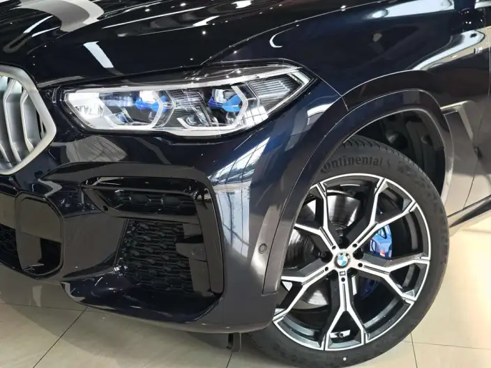 BMW X6 2022 Model xDrive40i Exclusive Model M Sports Set – фото 25