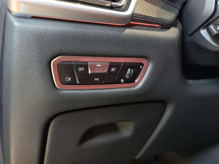 BMW X6 2022 Model xDrive40i Exclusive Model M Sports Set – фото 32