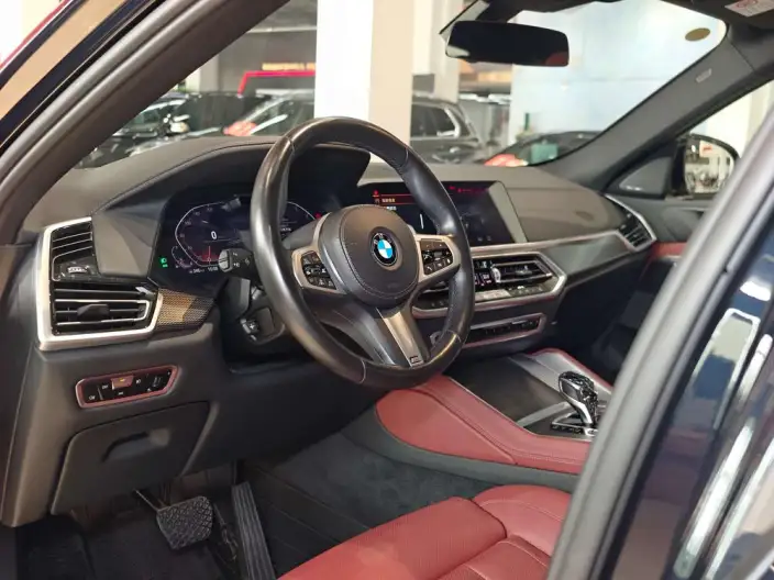 BMW X6 2022 Model xDrive40i Exclusive Model M Sports Set – фото 38