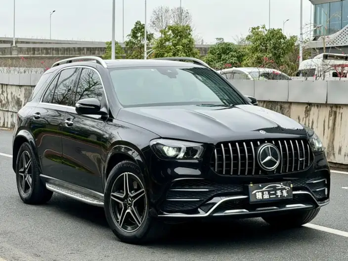 Mercedes-Benz GLE AMG 2020 Model AMG GLE 53 4MATIC+ – фото 3