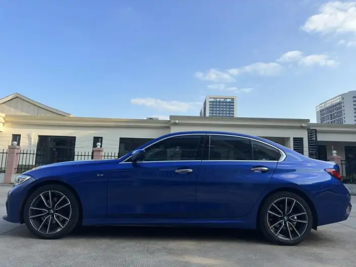 BMW 3 Series 2020 Model 325i M Sports Set – фото 4