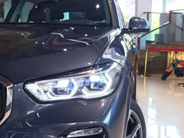 BMW X5 Imported 2021 Model xDrive40i Exclusive Model M Sports Set – фото 7