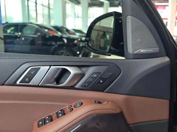 BMW X5 Imported 2021 Model xDrive40i Exclusive Model M Sports Set – фото 22