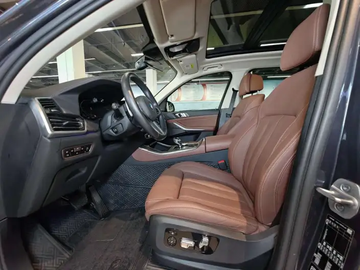 BMW X5 Imported 2021 Model xDrive40i Exclusive Model M Sports Set – фото 35