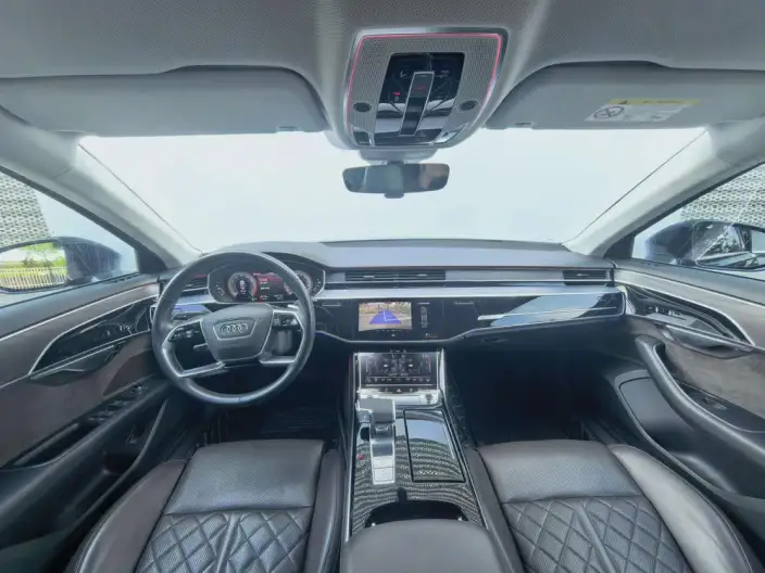 Audi A8 2022 Model A8L 50 TFSI quattro Comfort Model Collector Edition Edition – фото 12