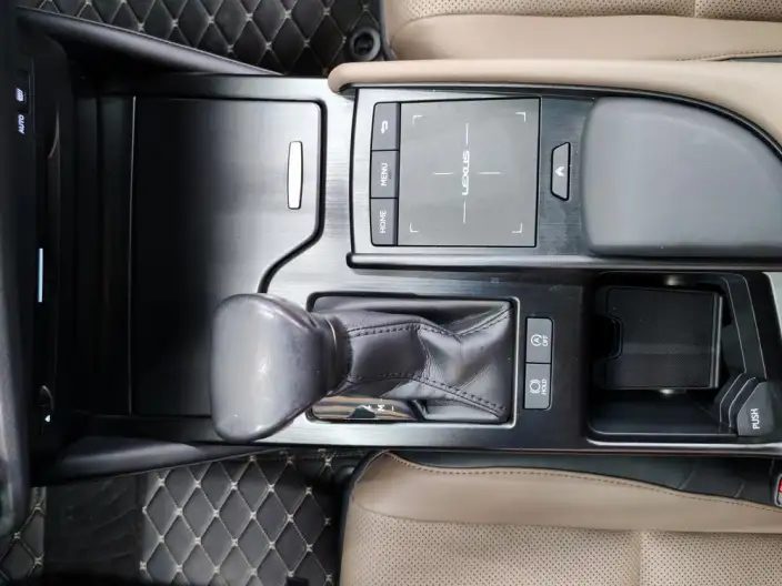 Lexus ES 2022 Model 200 Superior Edition – фото 17