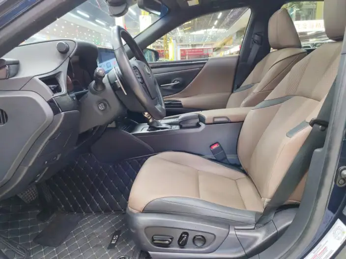 Lexus ES 2022 Model 200 Superior Edition – фото 19