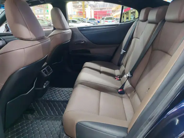 Lexus ES 2022 Model 200 Superior Edition – фото 21