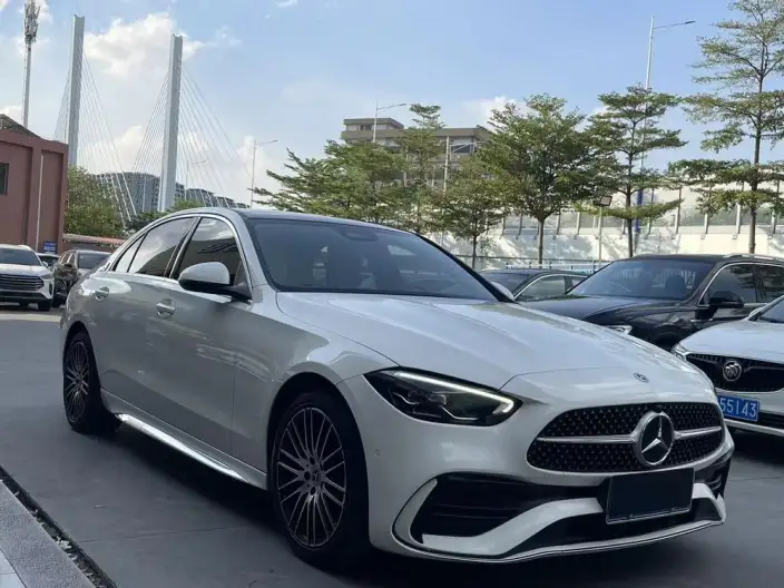 Mercedes-Benz C-Class 2022 Model Facelift C 260 L Sports Edition – фото 3
