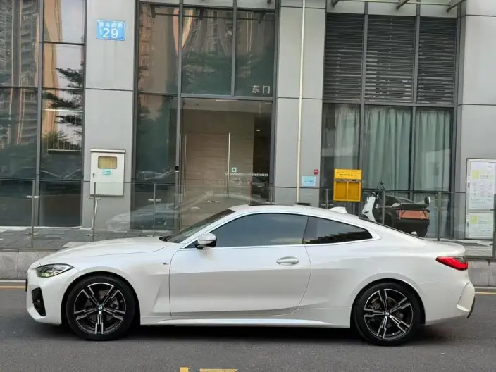 BMW 4 Series 2022 Model 425i M Sports Set – фото 3