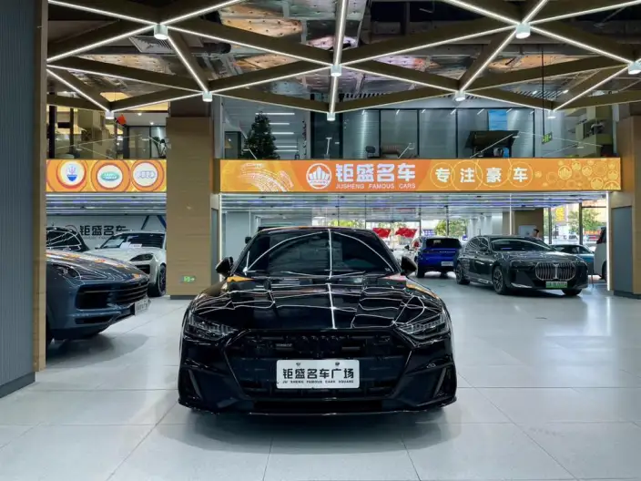 Audi A7 L 2023 Model 45 TFSI quattro S-line Black Samurai Edition – фото 2