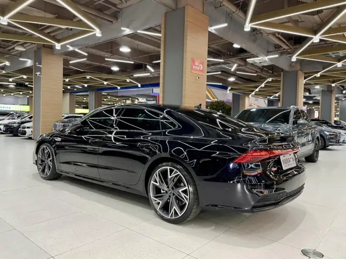 Audi A7 L 2023 Model 45 TFSI quattro S-line Black Samurai Edition – фото 4