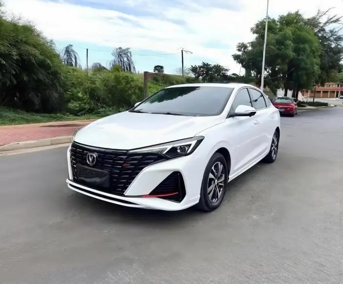 Changan Eado 2022 Model PLUS Blue whale NE 1.4T GDI DCT Noble Model – фото 1