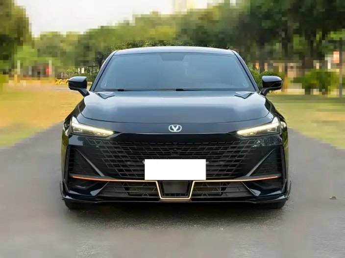 Changan UNI-V 2022 Model 1.5T Sports Edition – фото 2