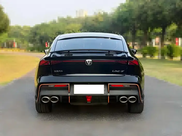 Changan UNI-V 2022 Model 1.5T Sports Edition – фото 6