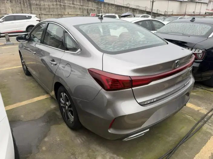 Changan Eado 2021 Model PLUS Blue whale NE 1.4T GDI DCT Noble Model – фото 4