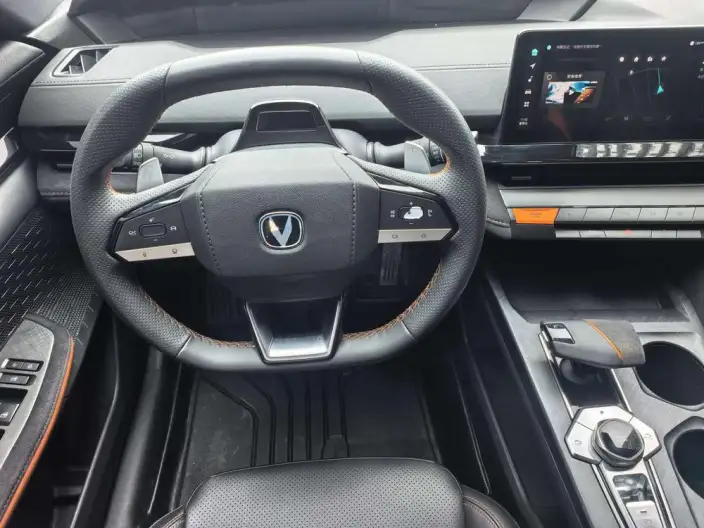 Changan UNI-V 2022 Model 1.5T Sports Edition – фото 7