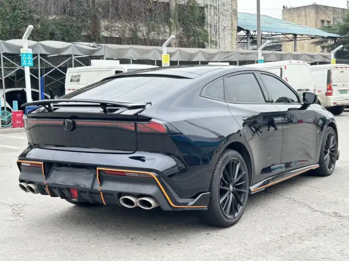Changan UNI-V 2023 Model 1.5T Sports Edition – фото 6
