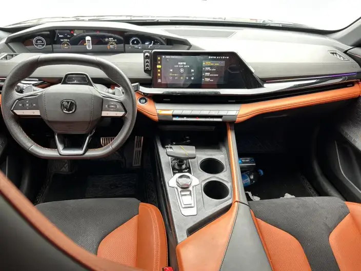 Changan UNI-V 2023 Model 1.5T Sports Edition – фото 8