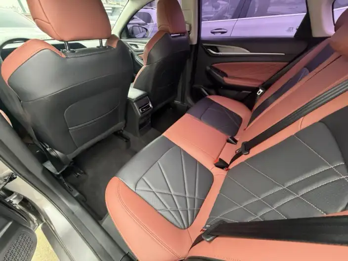 Changan Eado 2023 Model PLUS Changxiang Edition Blue whale NE 1.4T GDI DCT Noble Model – фото 13