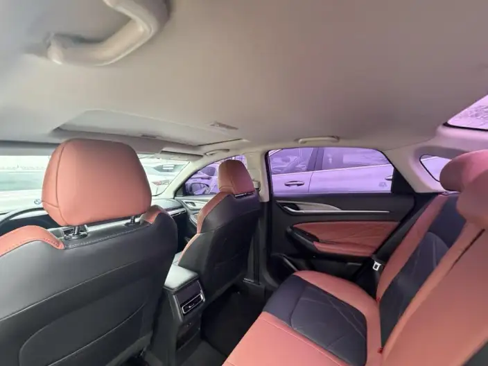 Changan Eado 2023 Model PLUS Changxiang Edition Blue whale NE 1.4T GDI DCT Noble Model – фото 14