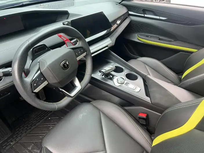 Changan UNI-V 2023 Model 1.5T Sports Edition – фото 9