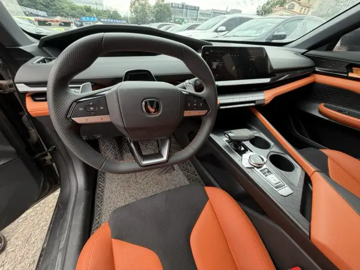 Changan UNI-V 2023 Model 1.5T Sports Edition – фото 12